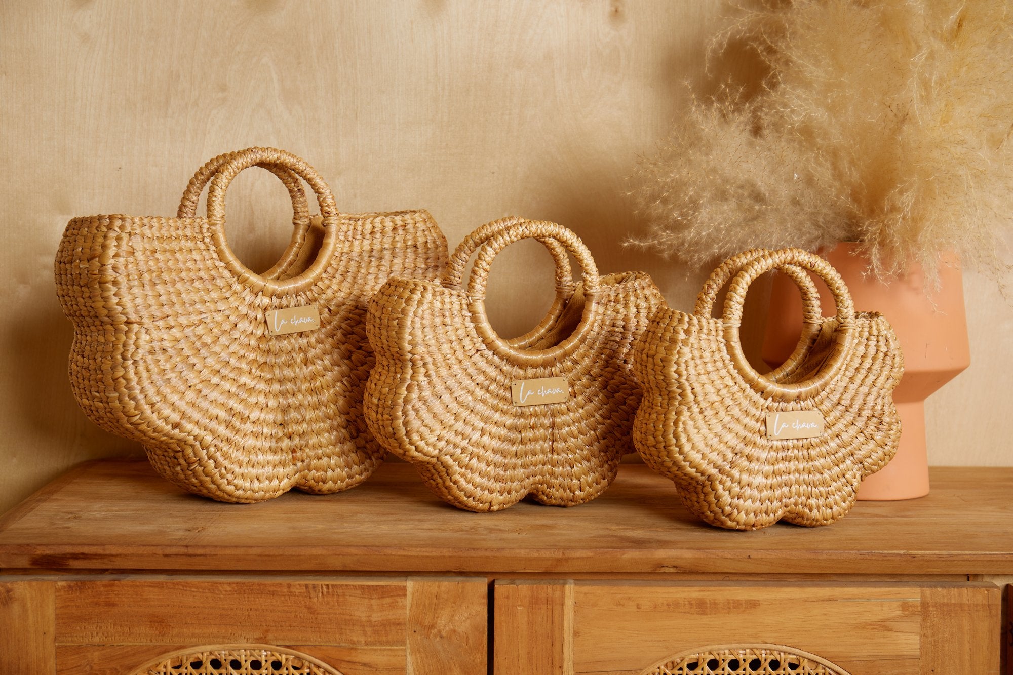 Sustainable fashion straw handmade bags