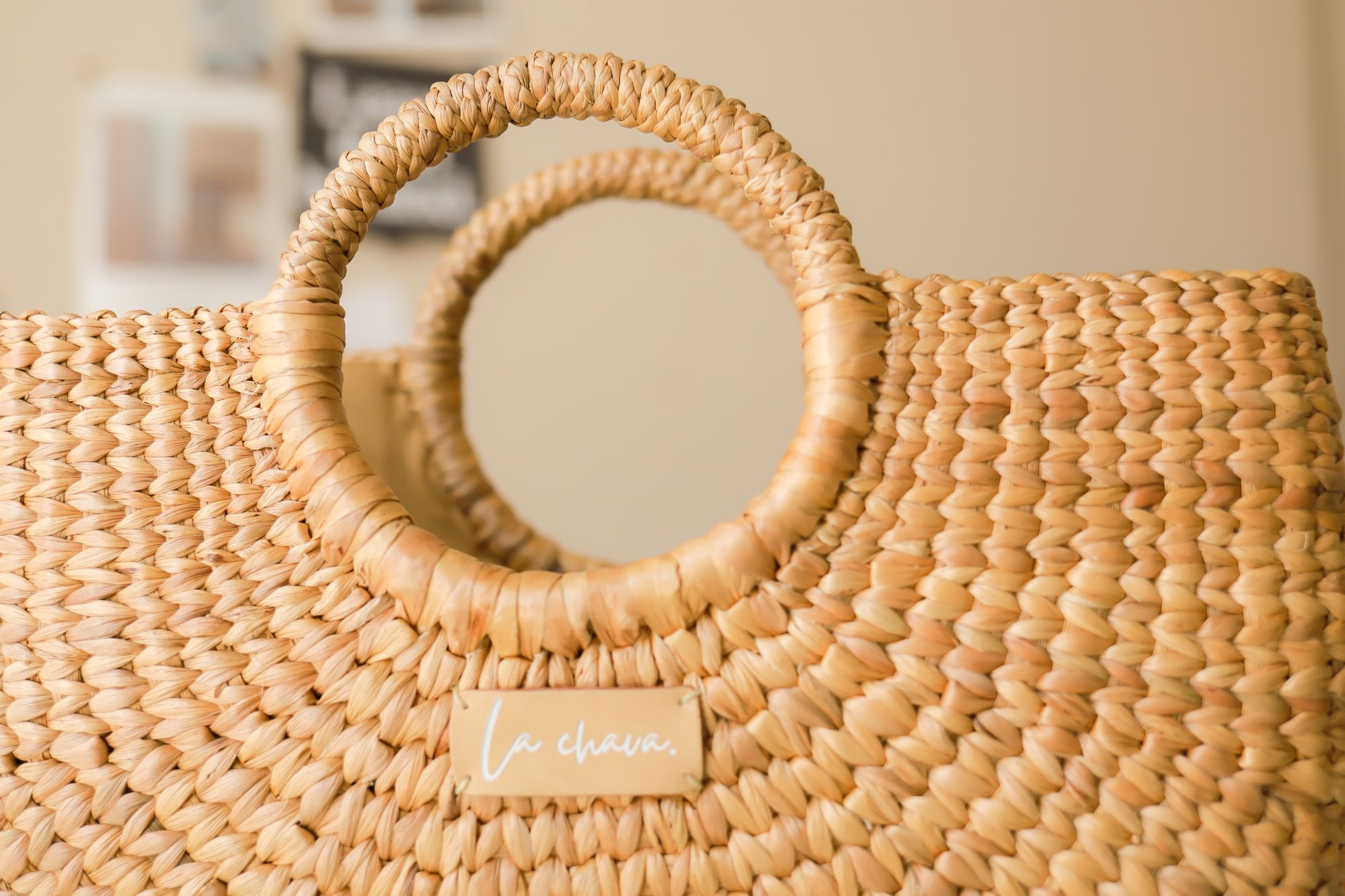 Lanta Sustainable fashion straw handmade bags
